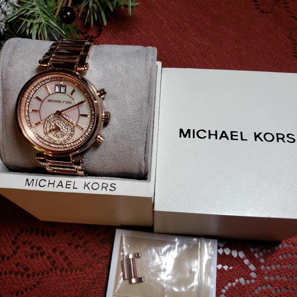 SALE! Michael Kors watch MK6282
